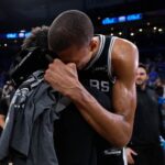 san-antonio-spurs-wembanyama-celebratwcf